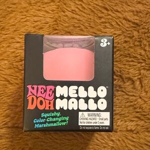 New dog Mello Mallo Squishy Toy changes color pink